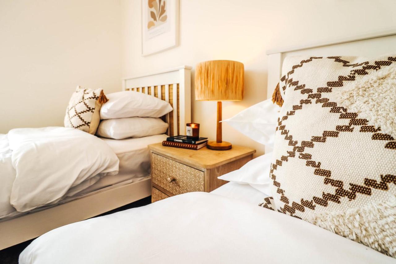 Principality View Apartment Two, By Solace Stays คาร์ดิฟฟ์ ภายนอก รูปภาพ