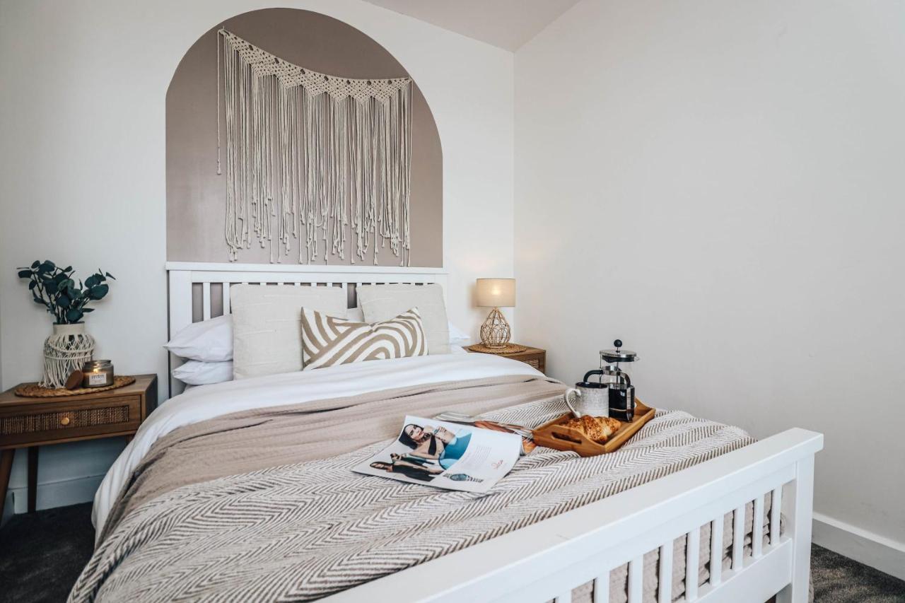 Principality View Apartment Two, By Solace Stays คาร์ดิฟฟ์ ภายนอก รูปภาพ