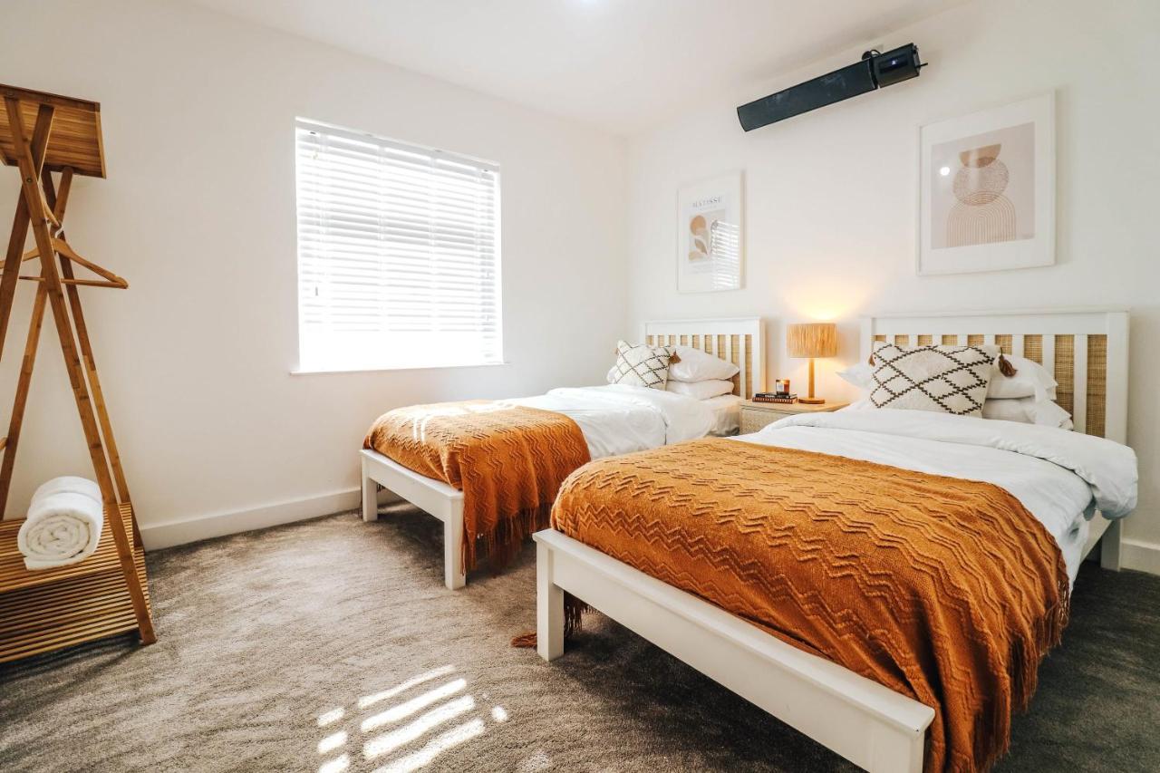 Principality View Apartment Two, By Solace Stays คาร์ดิฟฟ์ ภายนอก รูปภาพ