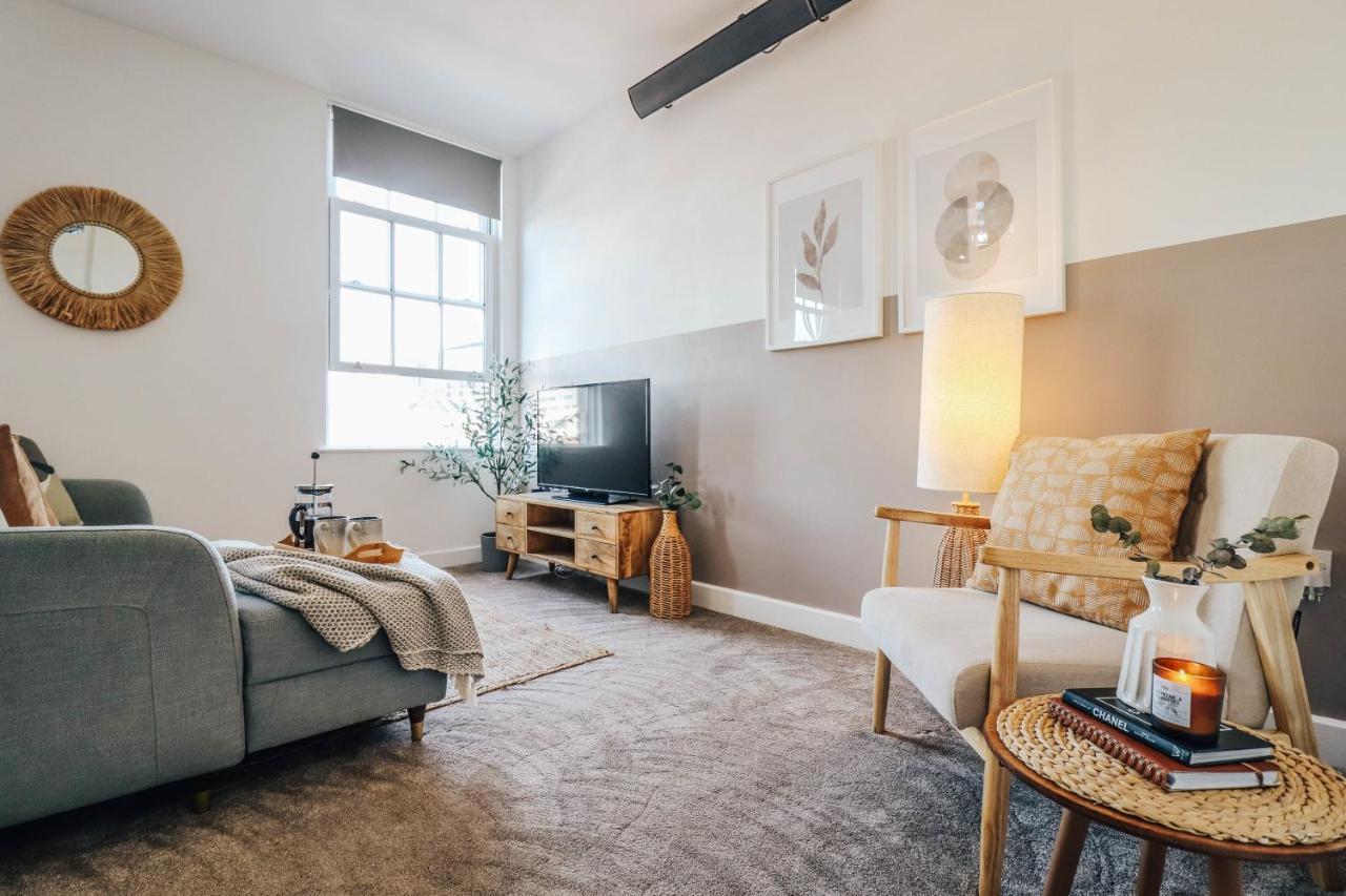 Principality View Apartment Two, By Solace Stays คาร์ดิฟฟ์ ภายนอก รูปภาพ